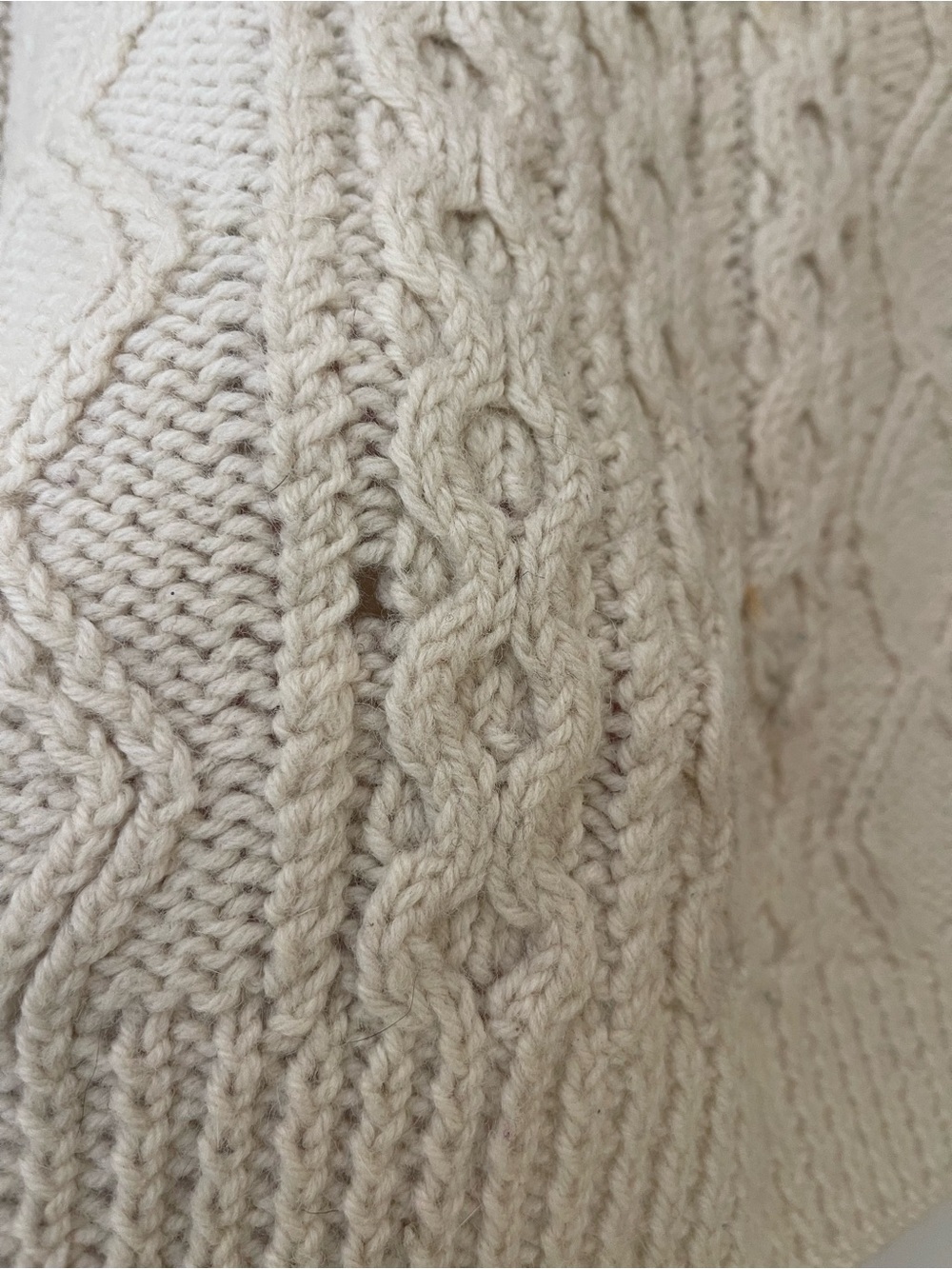 Classic Cable Knit Sweater - Cream - Picture 5 of 8